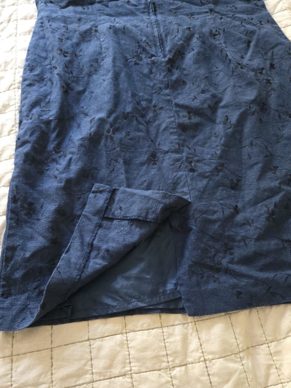 Vintage Navy Floral Embroidery Sheath Dress Linen Blend Sag Harbor Size 12 - Picture 5 of 7